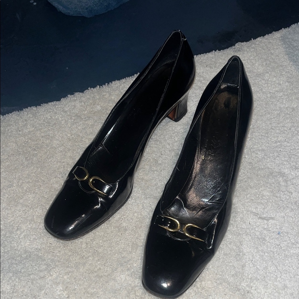 Chic Black Women's Heels with Gold Accent